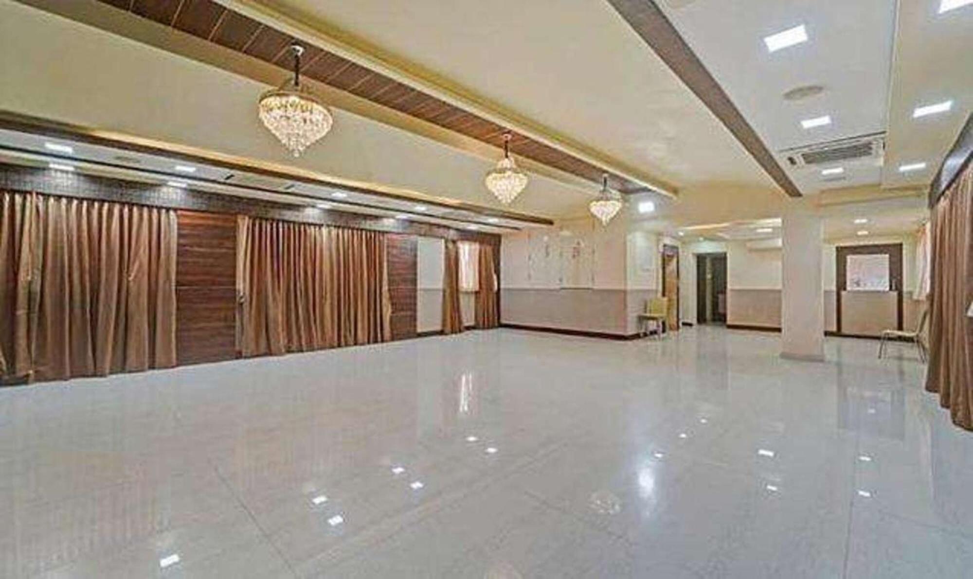 Fabhotel Chennai Palace - Nr Parry'S Corner Exterior photo